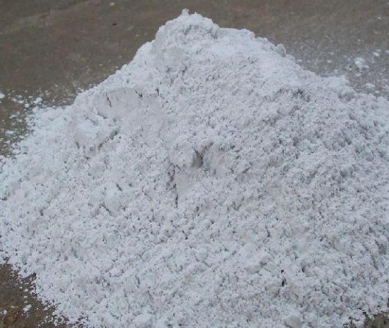 腻子掉粉变黄处理方法